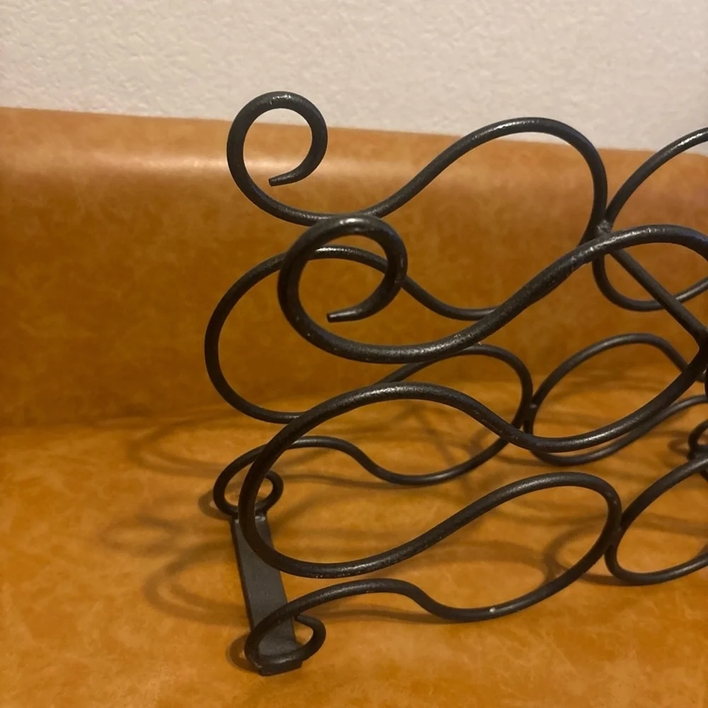 Wrought Iron Wine Rack Holds 10 Bottles. Excellent Condition - Picture 3 of 6